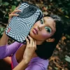 ARTICOLI DA TOELETTATURA A QUADRI TRIPPY, ANCHE BORSA PER I SOLDI ARTICOLI DA TOELETTATURA A QUADRI TRIPPY, ANCHE BORSA PER I SOLDI