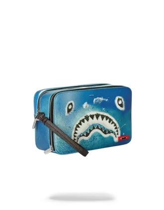 ARTICOLI DA TOELETTATURA SHARK ISLAND, ANCHE BORSA PER I SOLDI