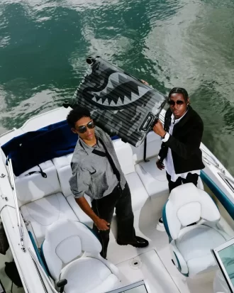 BAGAGLIO RIGIDO SHARKNAUTICS 3AM RIPTIDE DI GRANDI DIMENSIONI BAGAGLIO RIGIDO SHARKNAUTICS 3AM RIPTIDE DI GRANDI DIMENSIONI