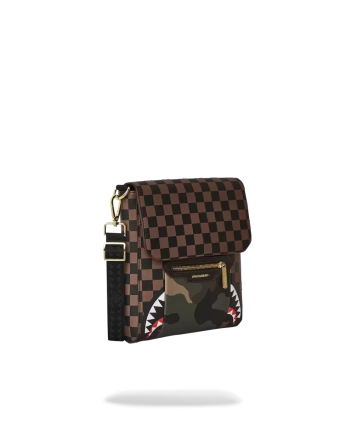 BORSA A TRACOLLA SHARKS IN PARIS CON TASCA ESTERNA CON ZIP ORO BORSA A TRACOLLA SHARKS IN PARIS CON TASCA ESTERNA CON ZIP ORO