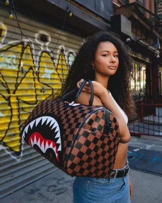BORSA DA VIAGGIO HANGOVER SHARK