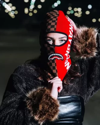 DIVIDERE CREA MASCHERA DA PASSEGGIO