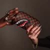 SQUALI DENTI DI SEGA NELLA BORSA DI PARIGI